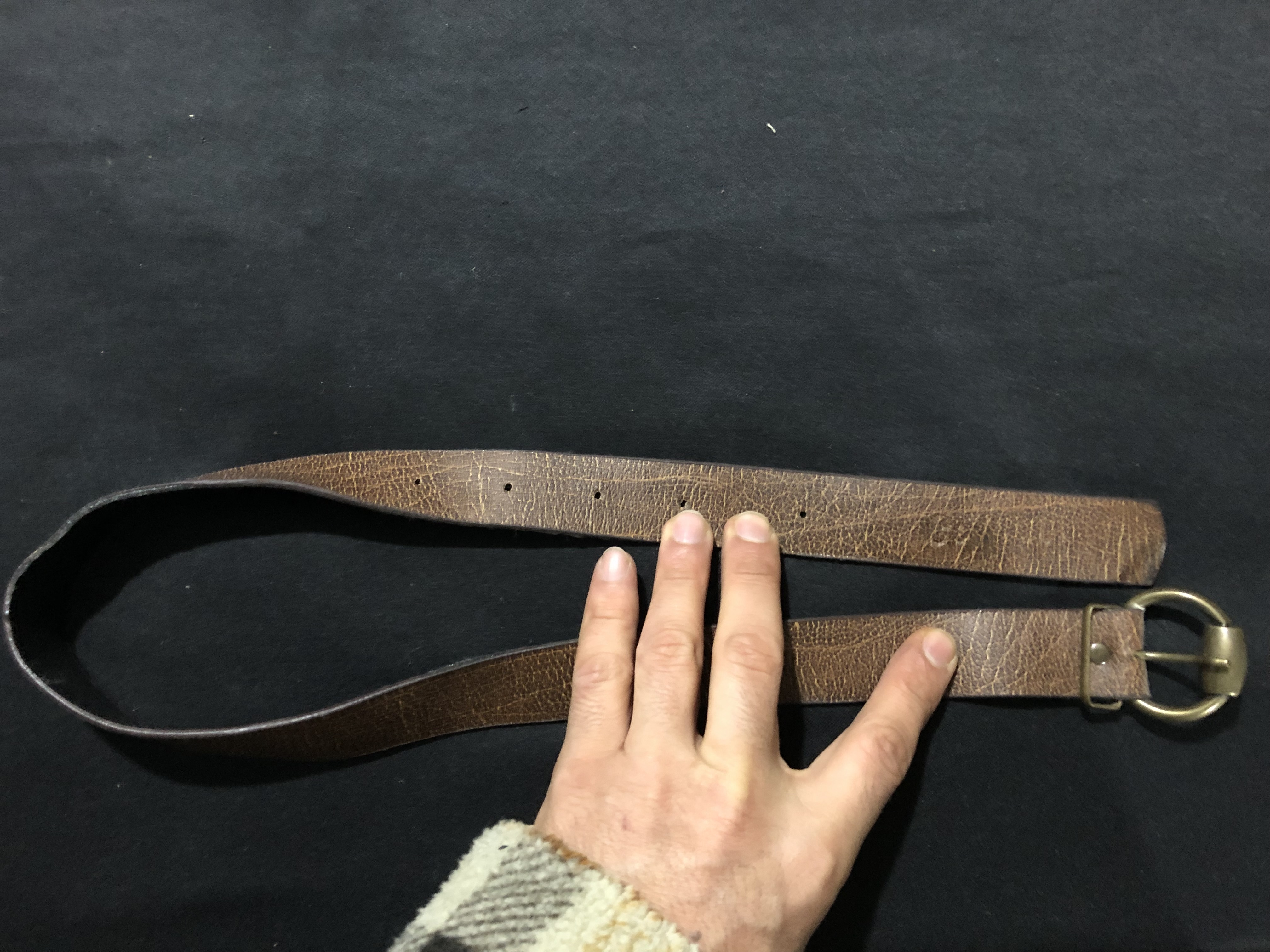 ÇATLAK DESENLİ KAHVE RENGİ DERİ KEMER