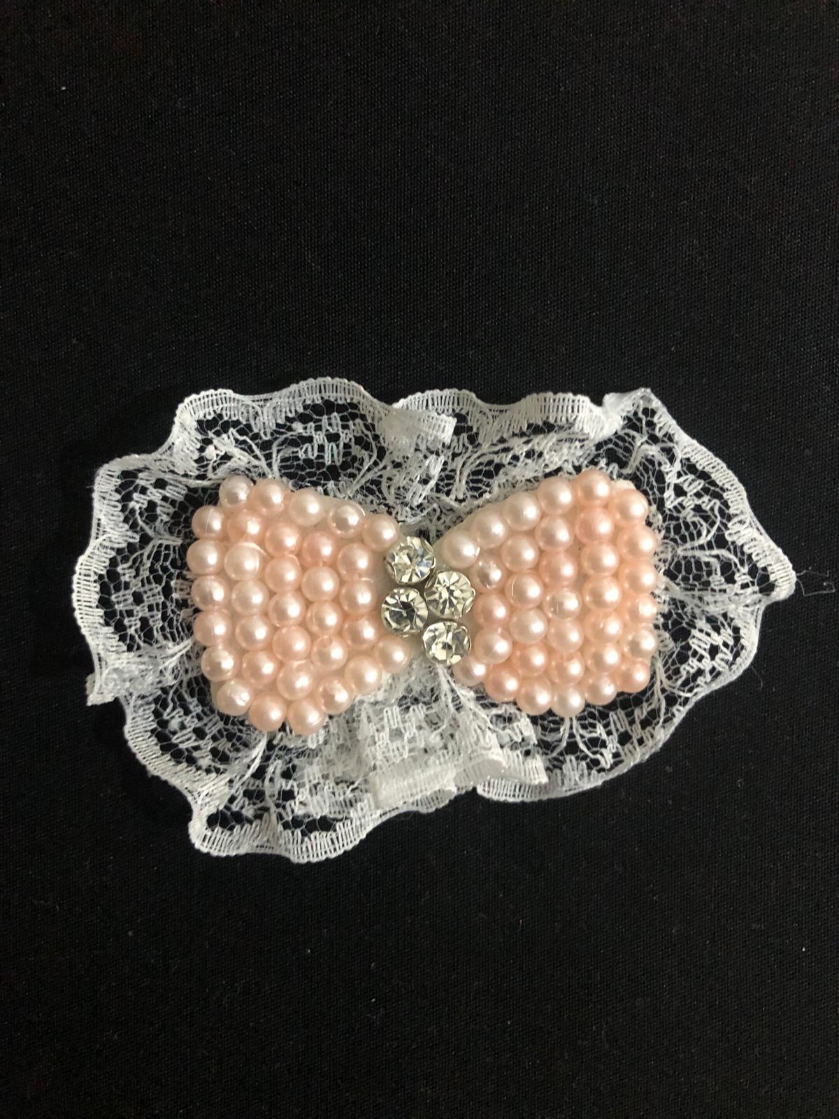 TAŞLI DANTELLİ FİYONK