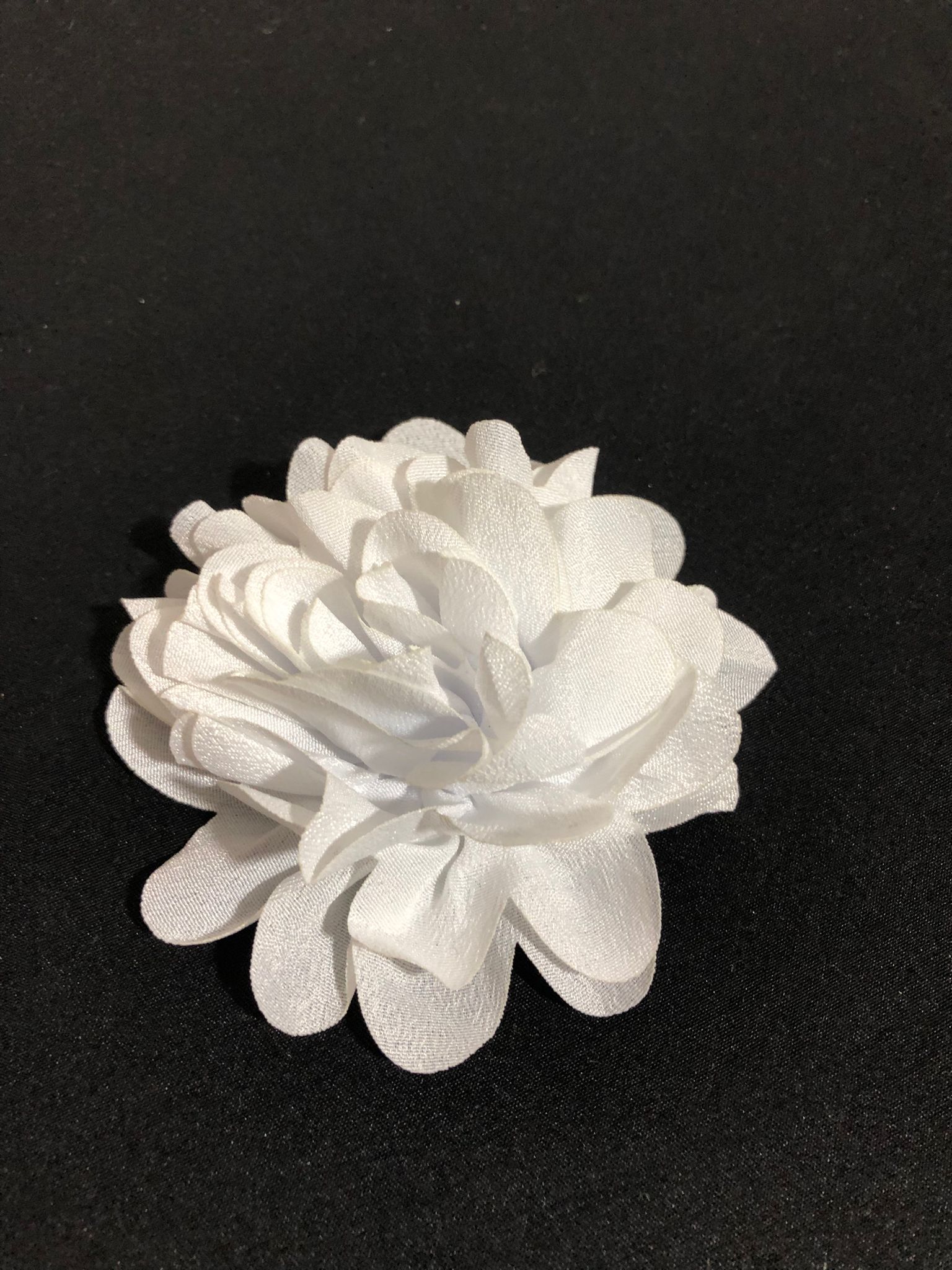 BEYAZ  SATEN ÇİÇEK